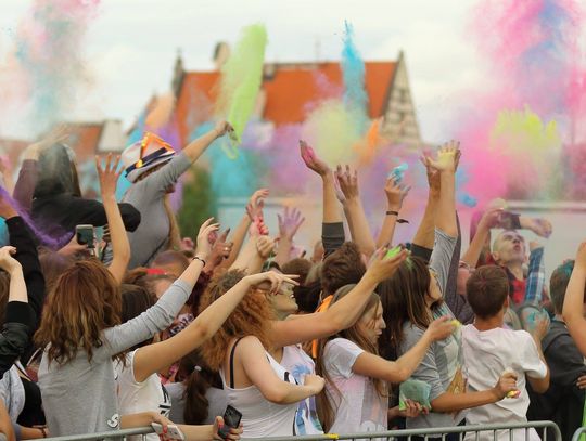 Kolor Fest Kalisz. Najbardziej kolorowa impreza znów w Kaliszu WIDEO