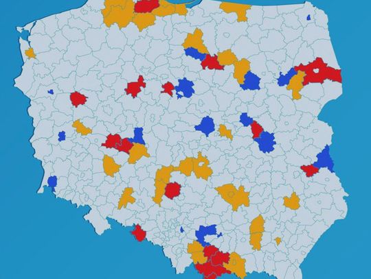 Koronawirus: nowe strefy żółte i czerwone. Powiaty z naszego regionu z dodatkowymi obostrzeniami
