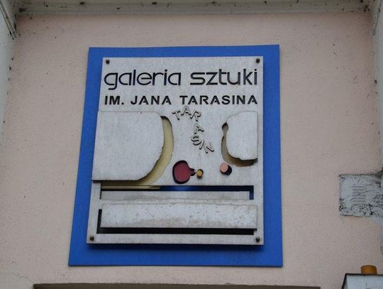 Kto pokieruje galerią Tarasina?