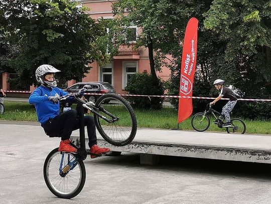 Lato w kaliskim skateparku. Animator poprowadzi zajęcia z dziećmi i młodzieżą