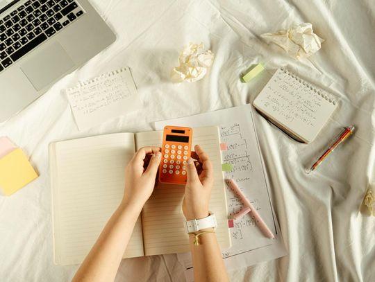 Matematyka na wakacjach: Jak utrzymać umiejętności dziecka w formie podczas przerwy?