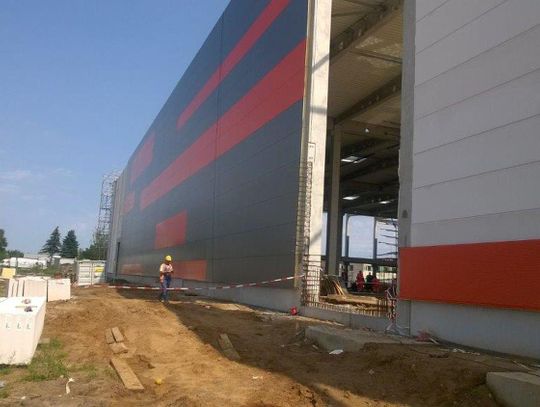 Mężczyzna spadł z wysokości 15 metrów ZDJĘCIA