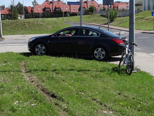 Miał ponad 3 promile. Jechał na rowerze