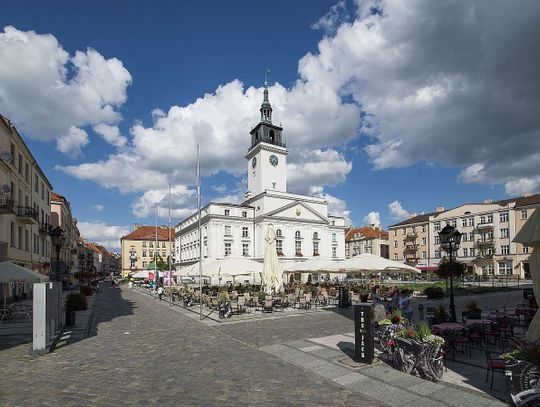 Miasto ogłosiło przetarg na ogródki gastronomiczne na Głównym Rynku