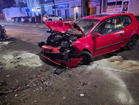 Młoda, pijana... Czołówka na Stawiszyńskiej