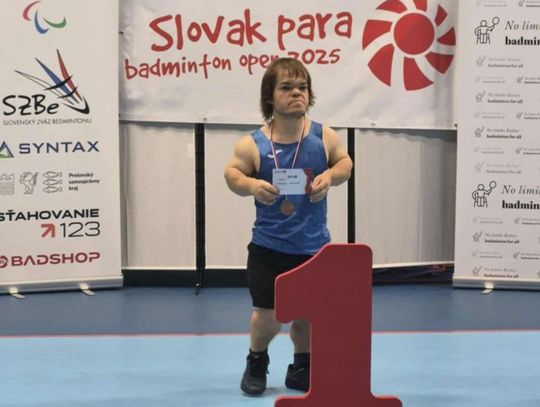 Mocny występ kaliszanina. Mateusz zdobywa tytuł mistrza Słowacji w parabadmintonie Mocny występ kaliszanina. Mateusz zdobywa tytuł mistrza Słowacji w parabadmintonie