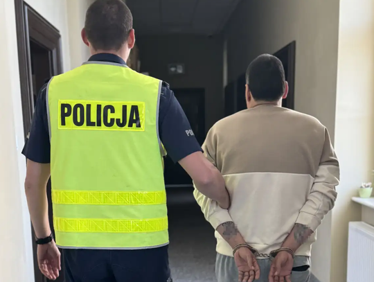 Myślał, że wraca do siebie. 41-latek z Kolumbii pomylił adres po alkoholu