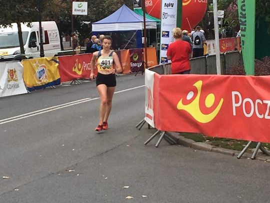 Na podium w Gdańsku. Udane zakończenie sezonu chodziarzy UKS 12