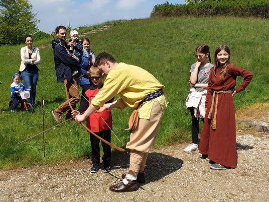 Na Zawodziu trwa Festyn Archeologiczny "Od Calisii do Kalisza" ZDJĘCIA