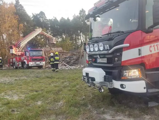 Nagle zawaliła się stodoła. W środku były zwierzęta