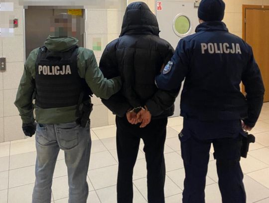 Nauczyciel podał chłopcu MEFEDRON! "W zamian za INTYMNE spotkanie" Nauczyciel podał chłopcu MEFEDRON! "W zamian za INTYMNE spotkanie"