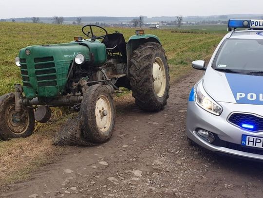 Nie dość, że pijany, to jeszcze z zakazem. Rolnik ,,wpadł'' podczas kontroli