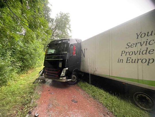 Niebezpieczny incydent na trasie Pleszew–Kalisz. Jedna osoba poszkodowana