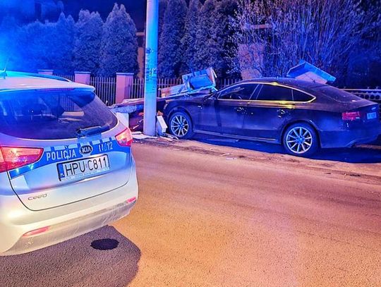 Nietrzeźwy kaliszanin rozbił drogie audi i zrobił demolkę na drodze