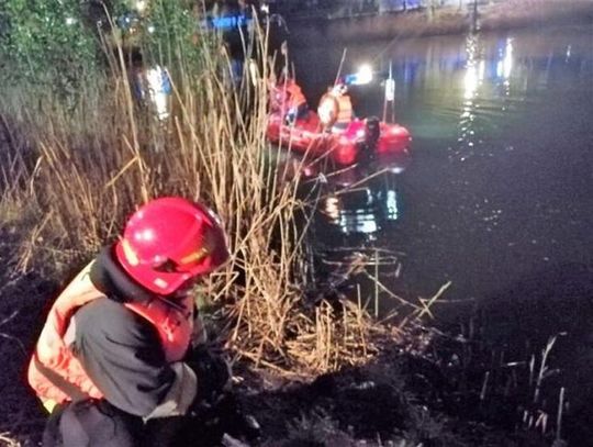 Nocna akcja na wodzie. Nie żyje mężczyzna