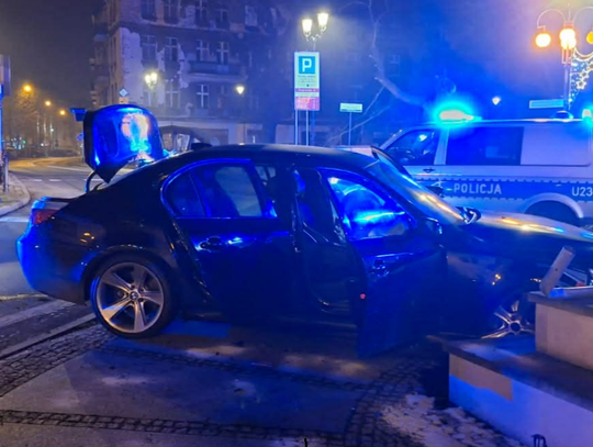 Nocny rajd BMW po Kaliszu. Tak zakończył  „gościnne występy”