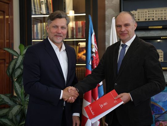 Nowa twarz w kaliskim samorządzie. Prowadził wielomilionowe inwestycje