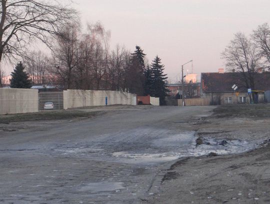 Nowy asfalt, chodniki i oświetlenie. Będzie remont tego odcinka ul. Piwonickiej