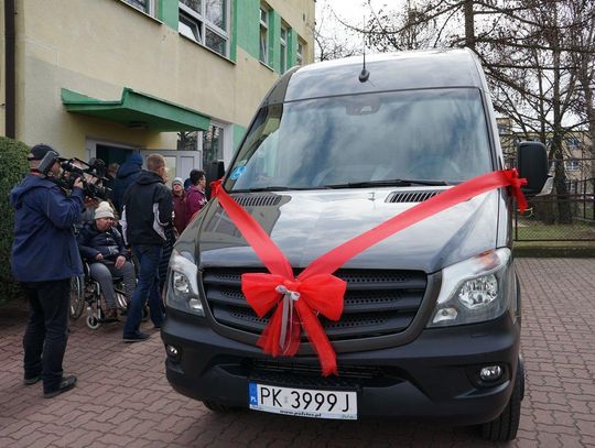 Nowy bus dla „Tulipana” ZDJĘCIA