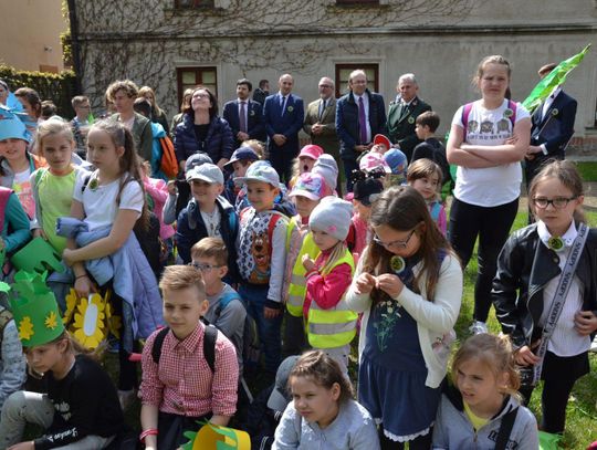 Obiecali dbać o planetę. Dzień Ziemi w Gołuchowie ZDJĘCIA