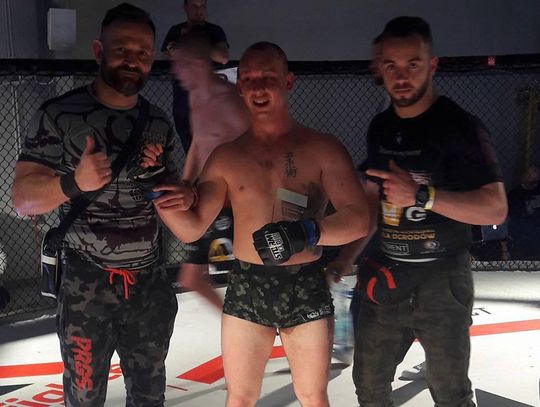 Obserwowany przez gwiazdy sportów walki. Zawodnik MMA Tornado po drugim zawodowym pojedynku