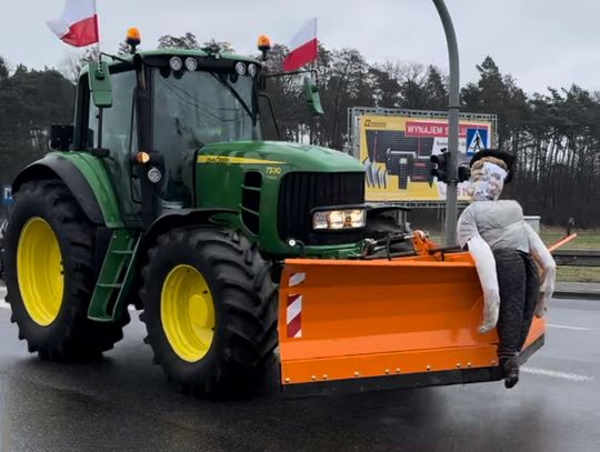 Ogromne utrudnienia na trasie Kalisz-Opatówek. Powód? Rolnicy