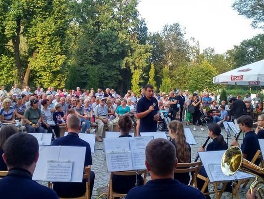 Orkiestry dęte z gminy Opatówek na festiwalu w Puławach ZDJĘCIA