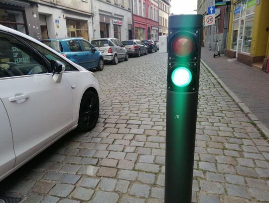 Ostrowski Rynek nie będzie parkingiem ZDJĘCIA