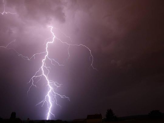 Ostrzeżenie drugiego stopnia przed burzą! Od poniedziałku ochłodzenie