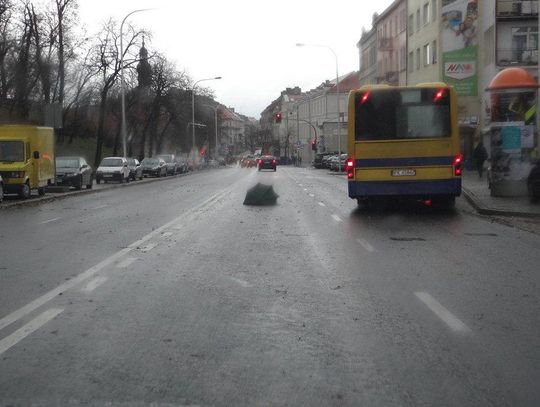 Ostrzeżenie przed silnym wiatrem