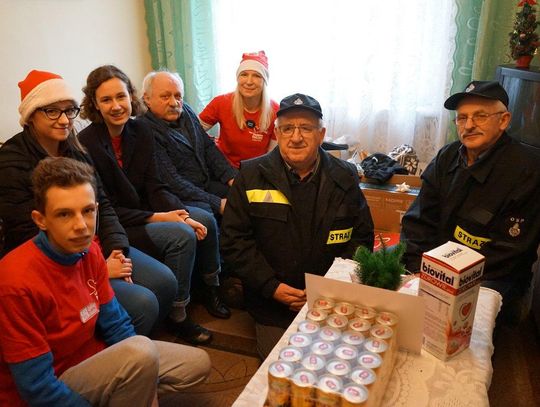 Pan Andrzej i 70 pozostałych rodzin otrzymało Szlachetną Paczkę. Finał akcji w Kaliszu ZDJĘCIA