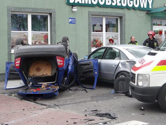 Pięć osób w szpitalu. Sprawca wypadku w Tłokini był kompletnie pijany! ZDJĘCIA