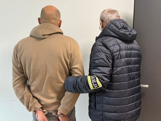Piekło za zamkniętymi drzwiami. Bił, kopał i groził śmiercią własnej żonie