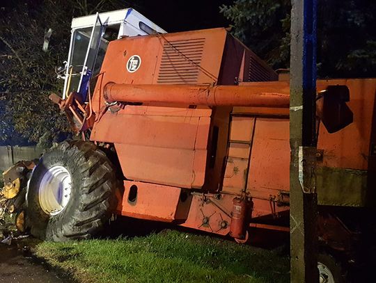 Pijany wsiadł do kombajnu. To nie mogło się dobrze skończyć