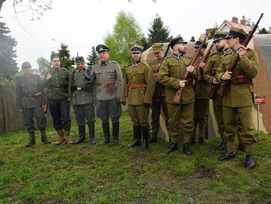 Piknik militarny w Szczypiornie ZDJĘCIA