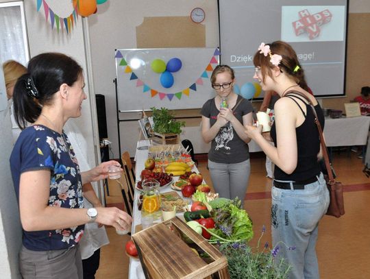 Piknik zdrowia w Zespole Szkół Techniczno-Elektronicznych  ZDJĘCIA