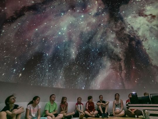 Planetarium i Naukobus prosto z Centrum Nauki Kopernik