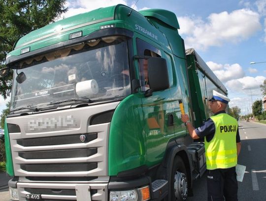 ,,Po kielichu'' kierował ciężarówką. Zatrzymała go policja