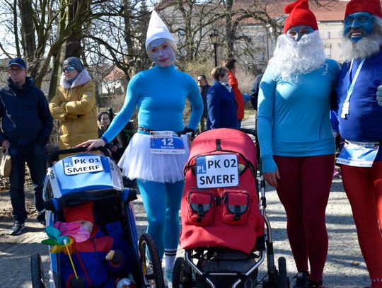 Pobiegnij z policją 5 km przez Kalisz. Już niebawem Smerfna Piątka!