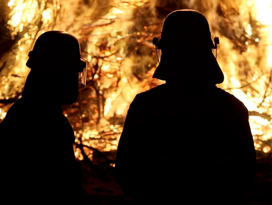 Podpalacze traw na celowniku. Kary zostały zaostrzone