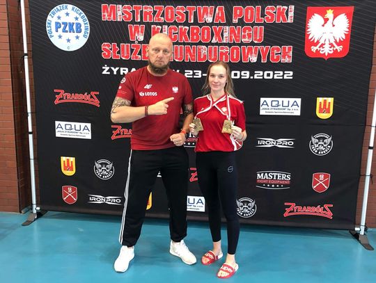 Podwójna mistrzyni. Sukces Nicoli Kaczmarek w Mistrzostwach Polski w kickboxingu