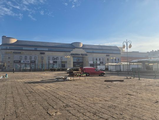 Podziemny parking i nowa przestrzeń. Rewitalizacja Nowego Rynku coraz bliżej! Podziemny parking i nowa przestrzeń. Rewitalizacja Nowego Rynku coraz bliżej!