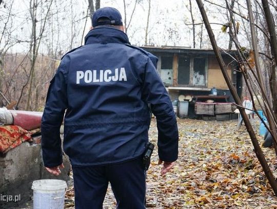 Policja apeluje: Nie bądź obojętny na los bezdomnych