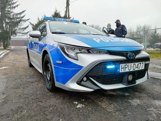 Policja kupuje hybrydy. Takie radiowozy spotkacie na wielkopolskich drogach