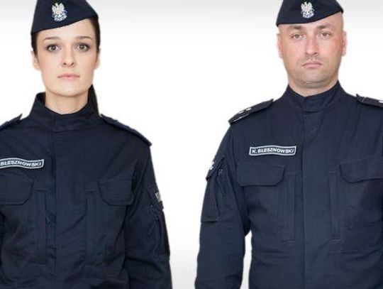 Policjanci w nowych mundurach