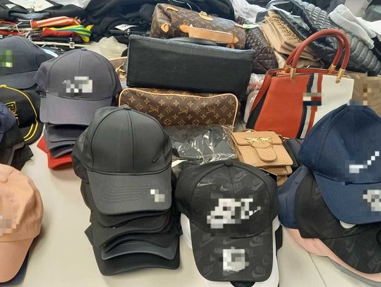 Policyjna akcja na targowisku. Podróbki warte ponad MILION złotych