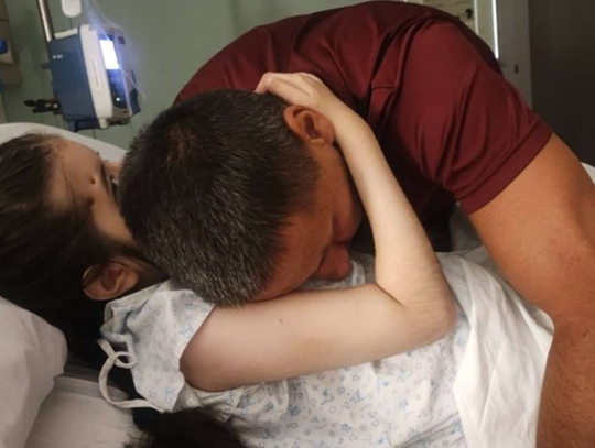 Ponad dziesięć tygodni przygotowań i skomplikowana operacja. Ania oddycha samodzielnie!