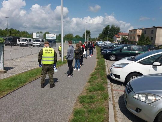 Ponad tysiąc osób skorzystało z drive-thru w Kępnie. Obecnie to punkt zapalny koronawirusa w Wielkopolsce