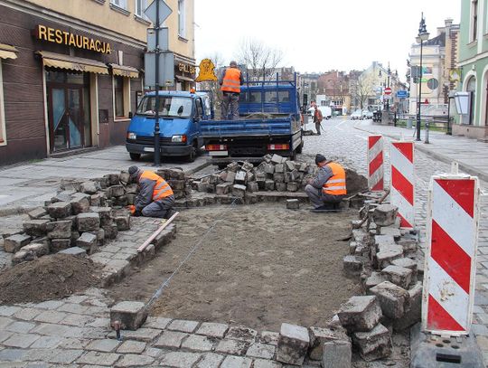 Poprawki na Śródmiejskiej