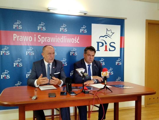 Poseł PiS o homoterroryzmie. Poszukuje szykanowanych katolików